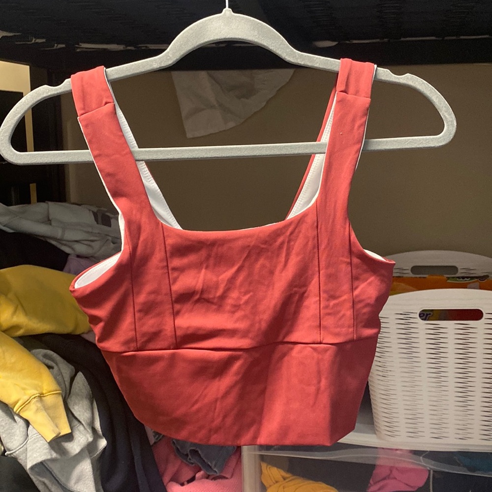 Burnt orange/red crop athletic work out tank